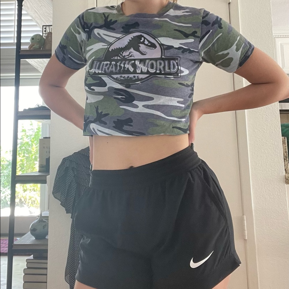 kids cropped jurassic world shirt